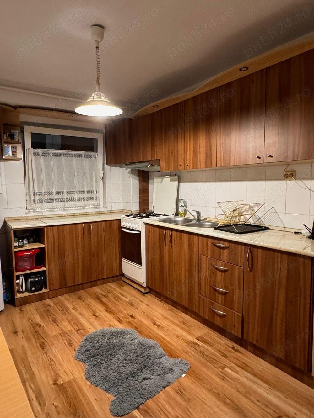 PROPRIETAR: 2 Camere decomandate + parcare   Dorobanților 109