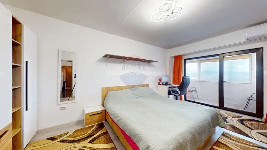 Apartament 4 camere + 2 parcări- Cartier Triaj-Brașov