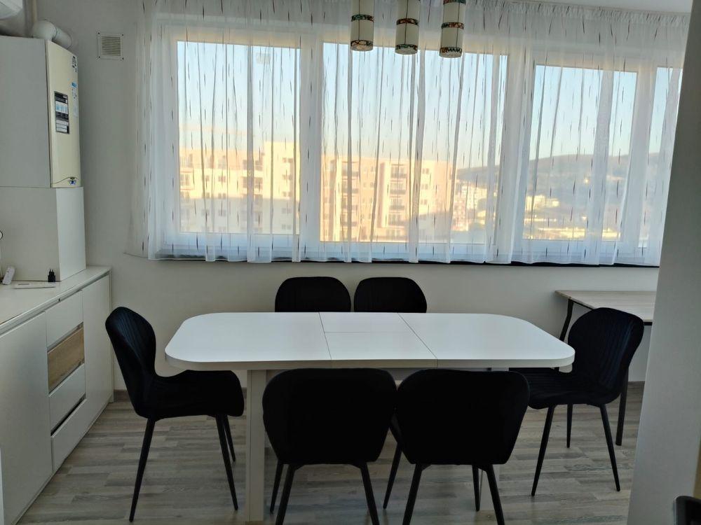 Inchiriez apartament cu 3 camere - imagine 1