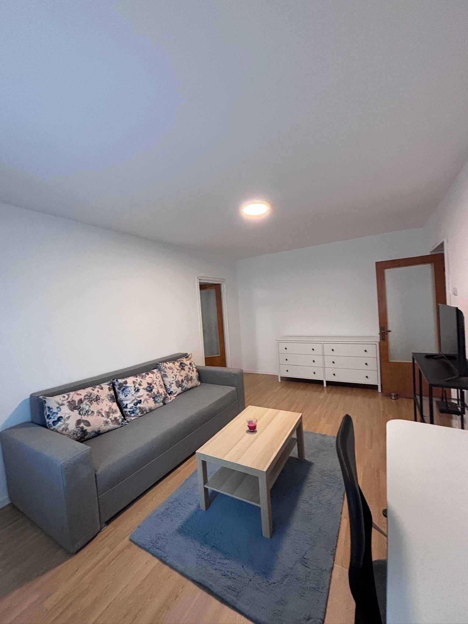 Ap. central cu 2 camere si balcon | 50 MP | Renovat | Anvelopat - imagine 1