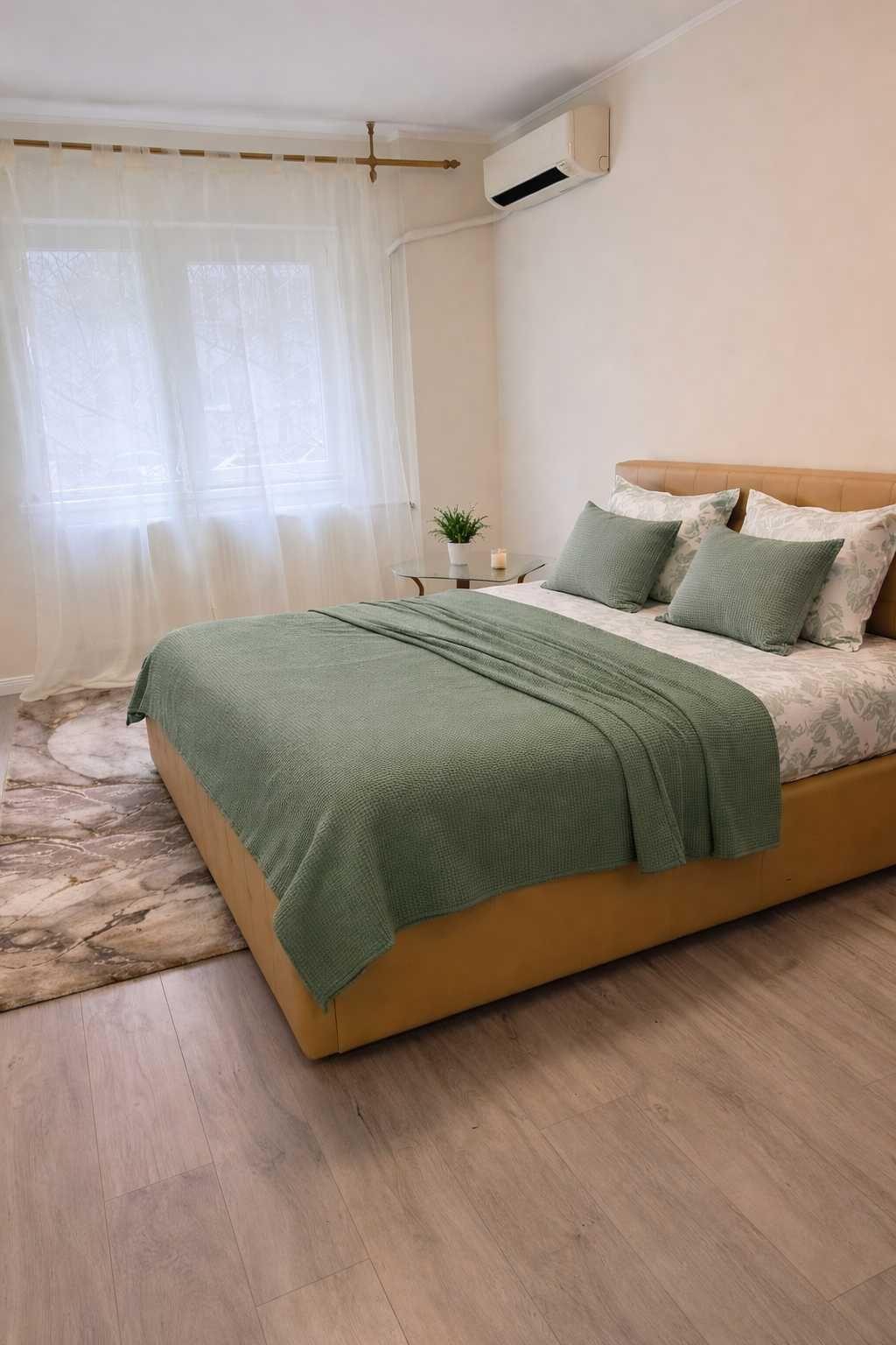 Dristor -garsoniera la 5 minute de metrou