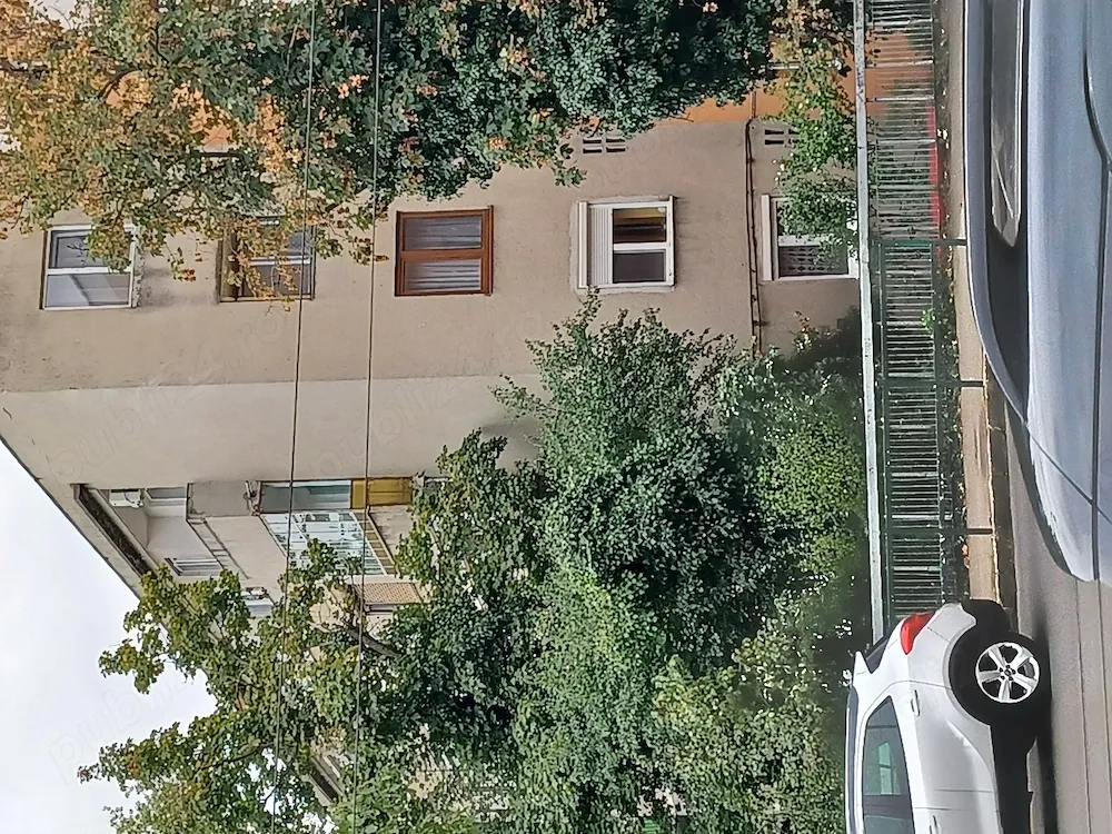 Apartament central 3 camere, Oradea, podul Decebal, et.3