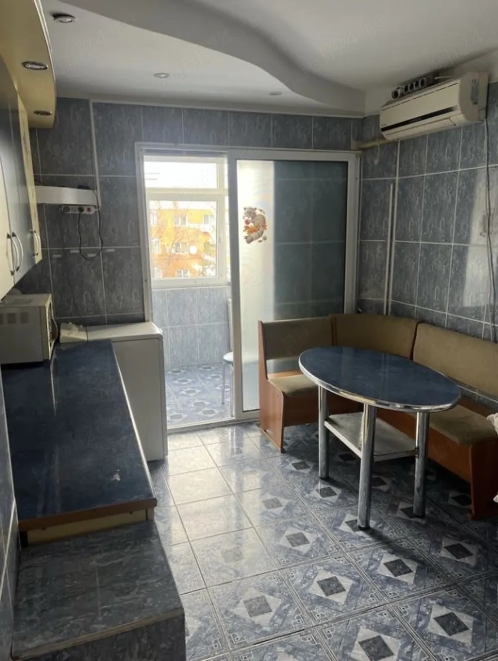 De vanzare apartament 2 camere, Mihai Bravu, Ploiesti - imagine 1