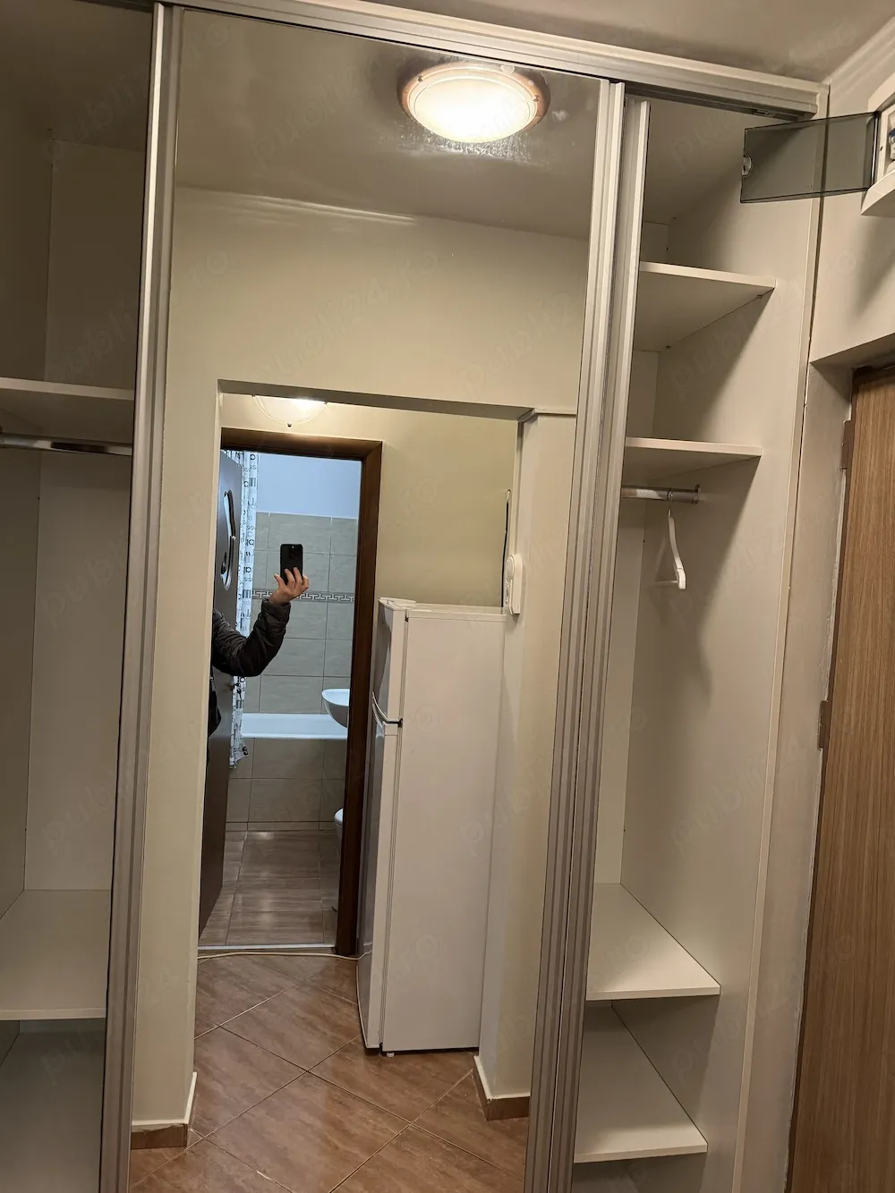 Inchiriez Garsoniera Tei Aromei 3 | Utilata | Decomandat | Reabilitata