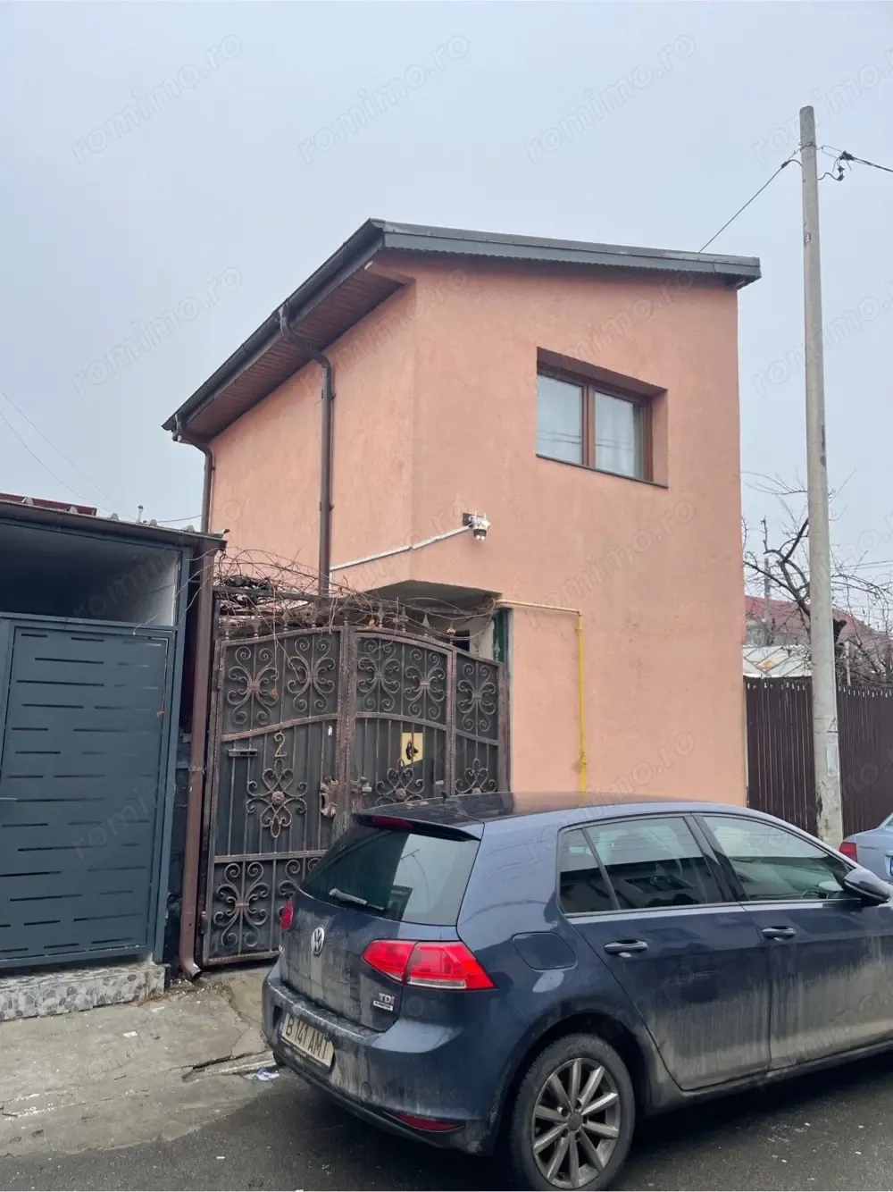 Colentina,Spital Fundeni, str Smeurei,3 cam 80 mp, 100m teren,2 gr san,singur curte