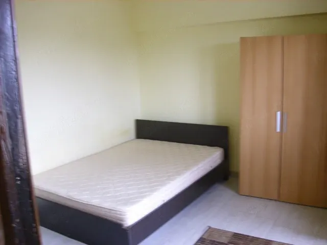 Închiriez garsonieră Drumul Taberei Valea Ialomiței