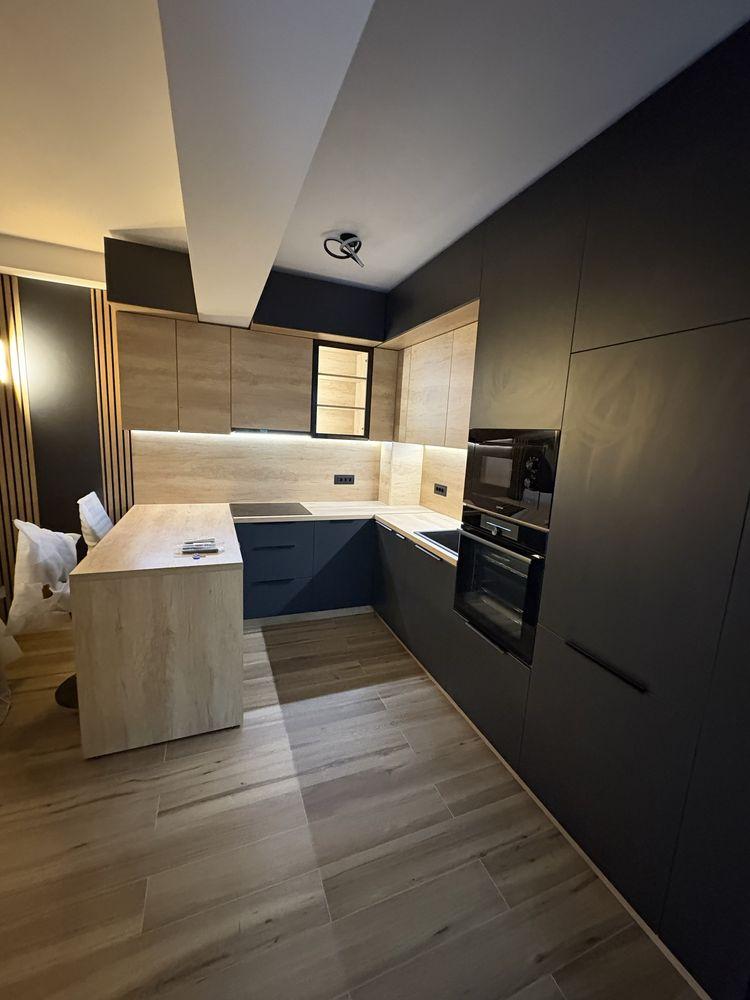 P F -apartament 3 camere de vanzare