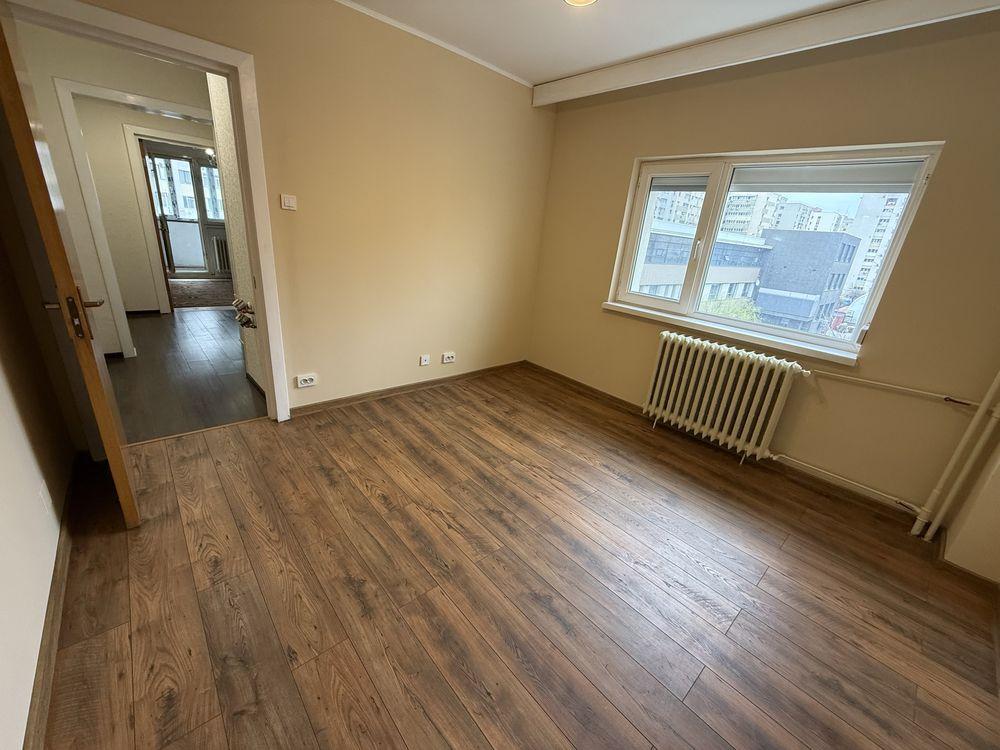 Apartament ideal familie – 4 camere, 2 balcoane, etaj 3, spațios - imagine 1