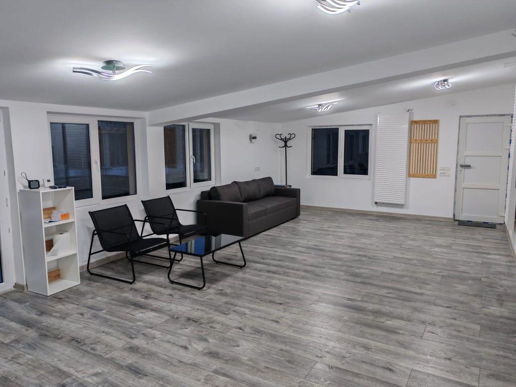 Garsoniera proprietar Lacul Morii Sector 6, la curte