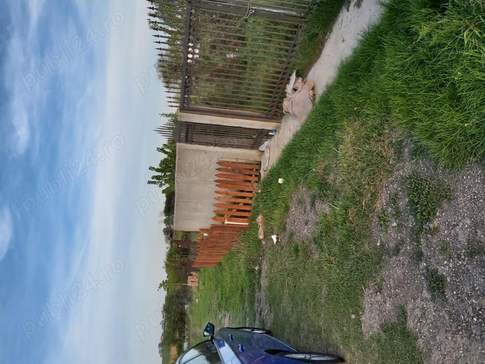 Vând 2loturi de 500m2 la ieșirea din Berceni lângă lac