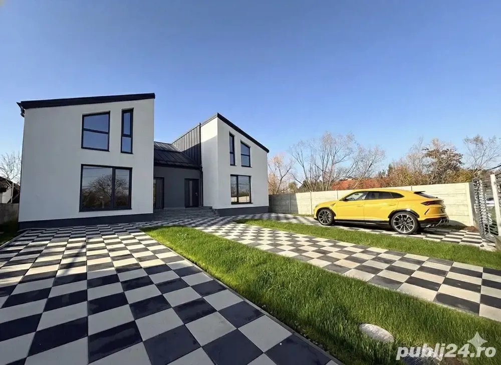 De Vanzare Vila Tip Duplex zona Centrala - imagine 1