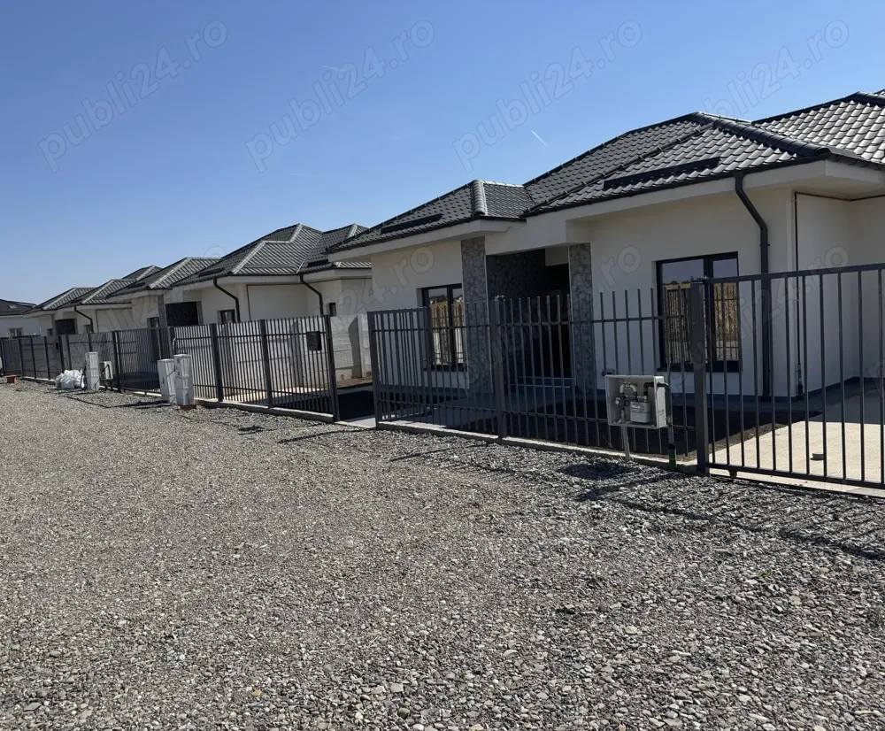 Case de vanzare 4 camere+pod buftea - imagine 1