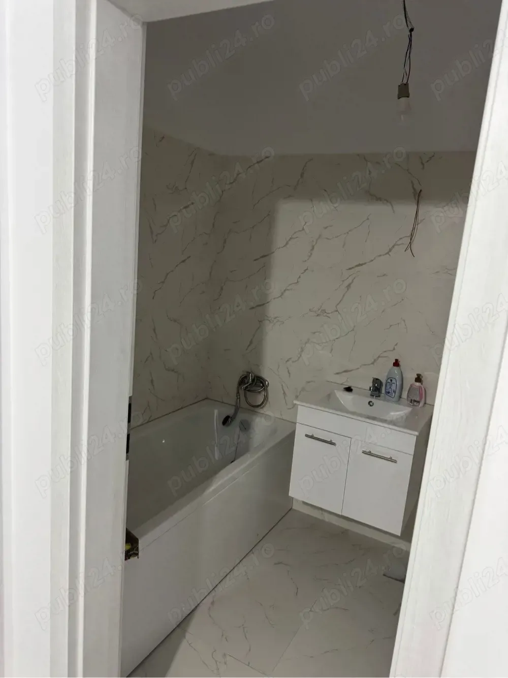 Apartament de inchriat . - imagine 1
