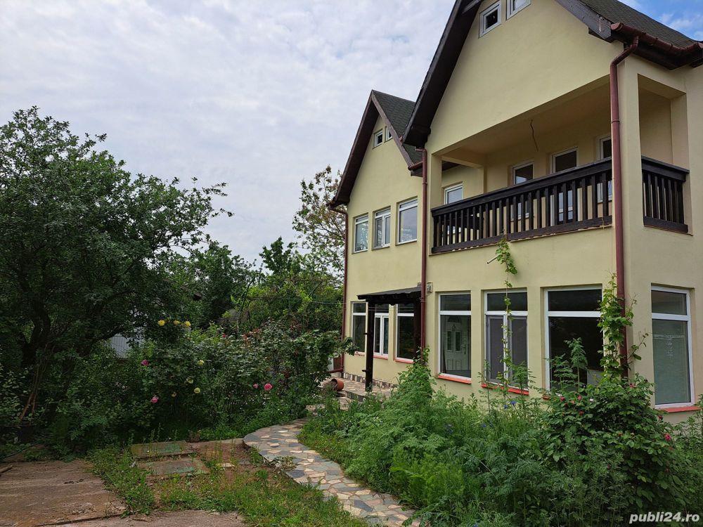 Vand Casa Corbeanca ultracentral pe strada principala cu iesire in DN1 - imagine 1