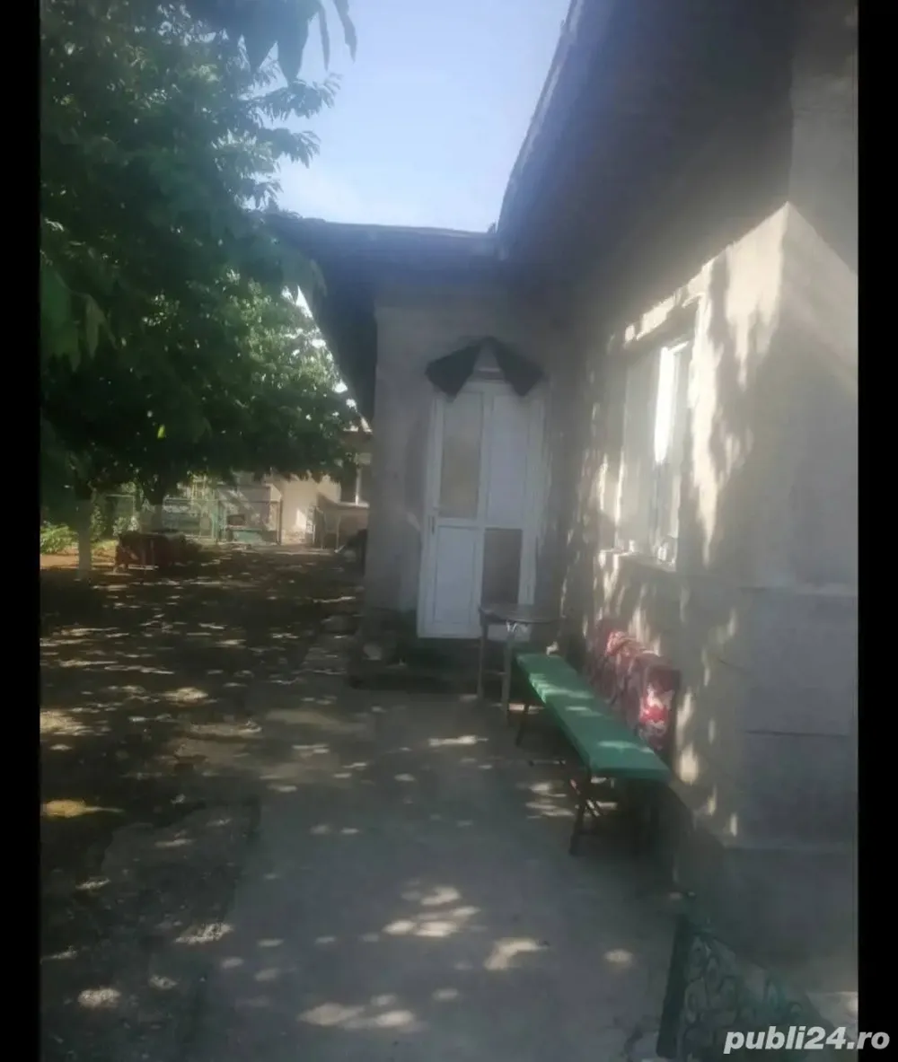 Proprietar vând casă cu teren 2500m2 în Domnești Ilfov