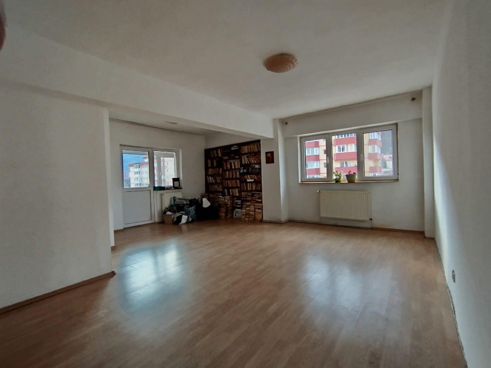 Apartament 3 Camere (fost 4) – Răcădău, Brașov – Spațiu, Lumină & Conf - imagine 1