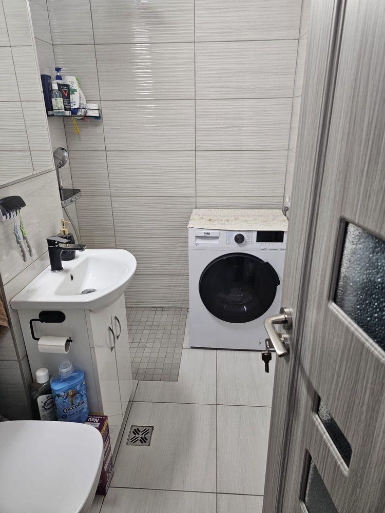 Vând garsoniera, zona Rogerius