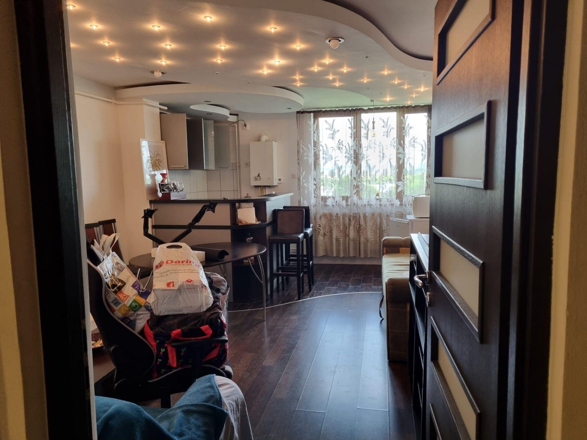 Inchiriez garsoniera in Aleea Carpati