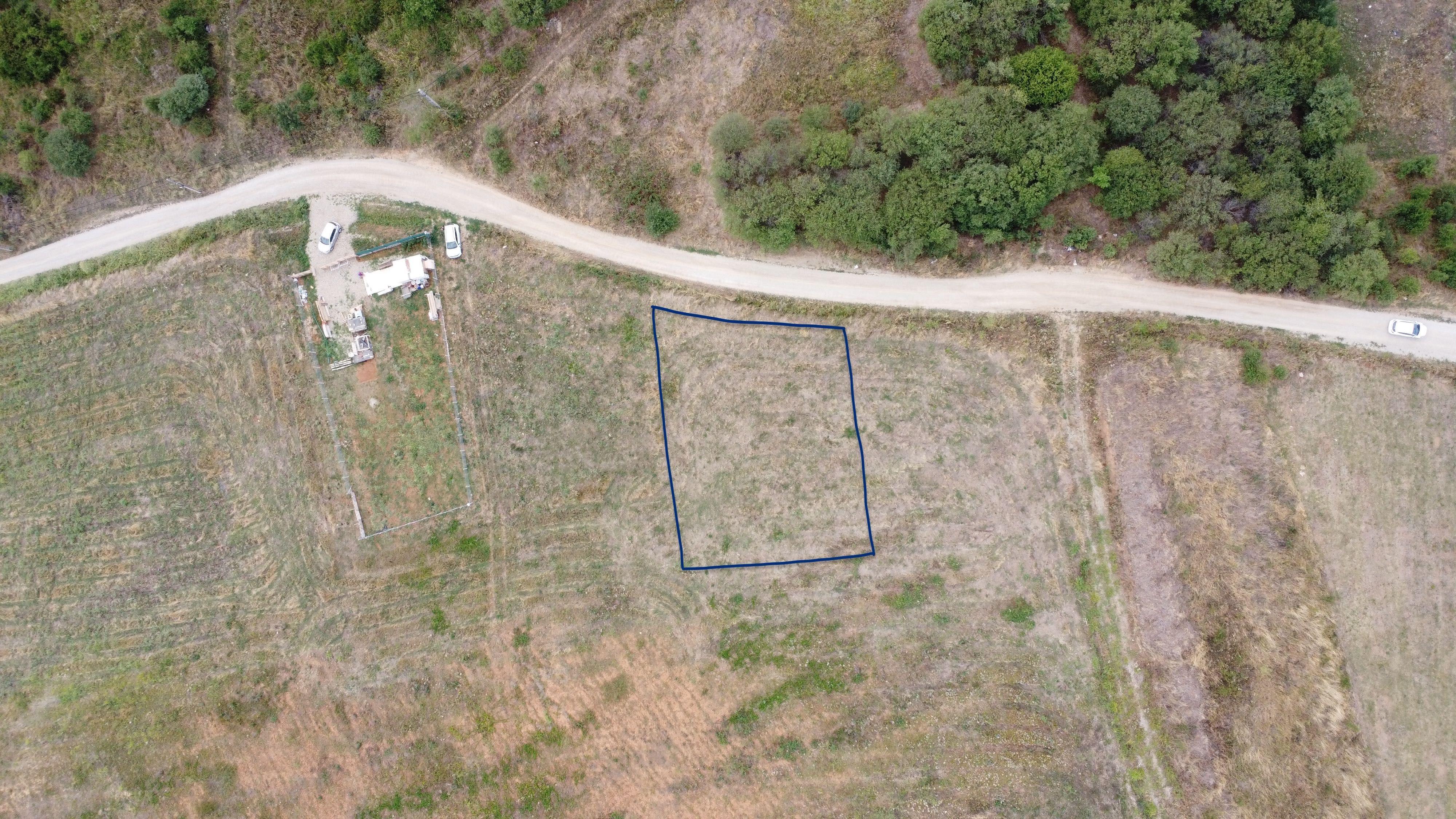 Teren intravilan 840 mp, front 22.41 ml Paleu/Oradea cu view spre oras