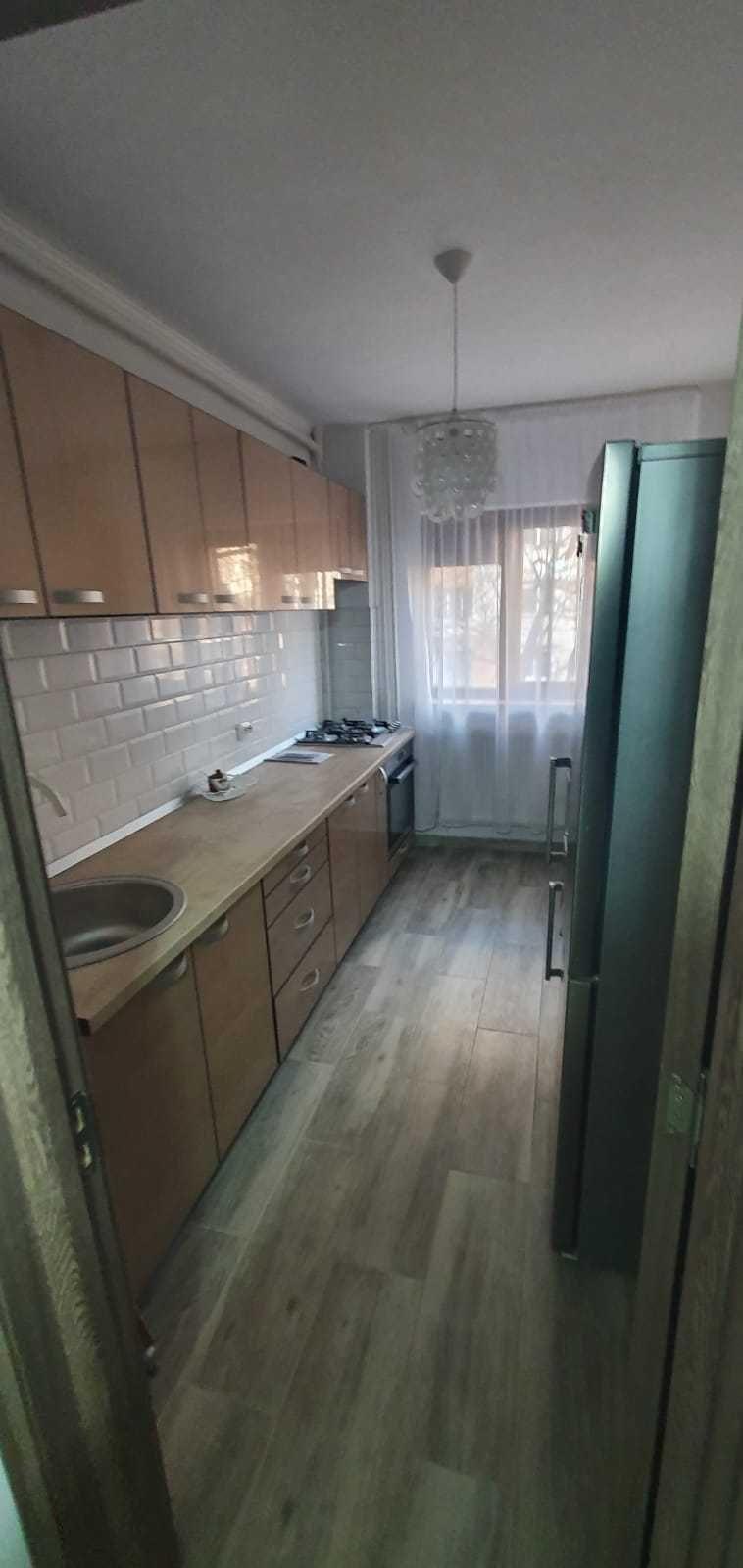 De inchiriat apartament 2 camere