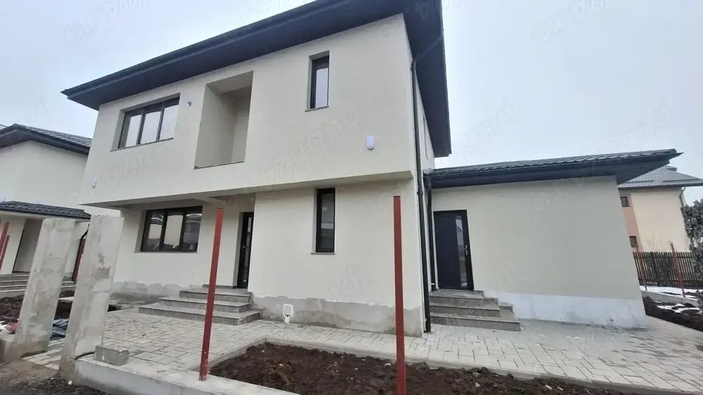 Casa Individuala P+1+pod-teren 350 mp-Str.Scolii