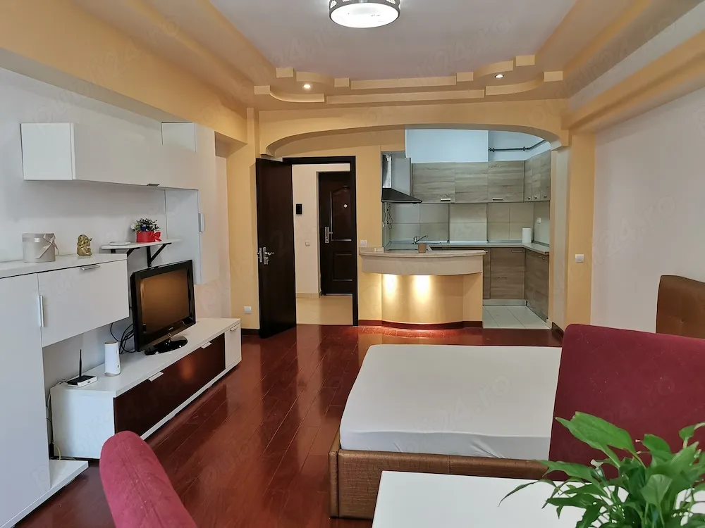 Inchiriez garsonieră Pipera(Divani&Sofa) - imagine 1