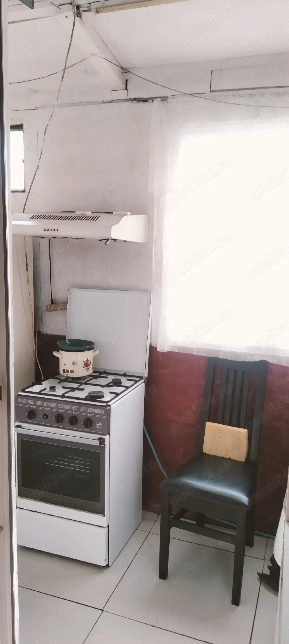 inchiriez garsoniera micsunele 11