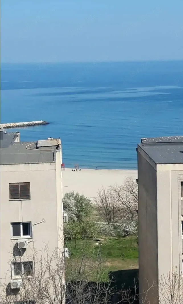 Apartament central 3 camere cu vedere spre mare