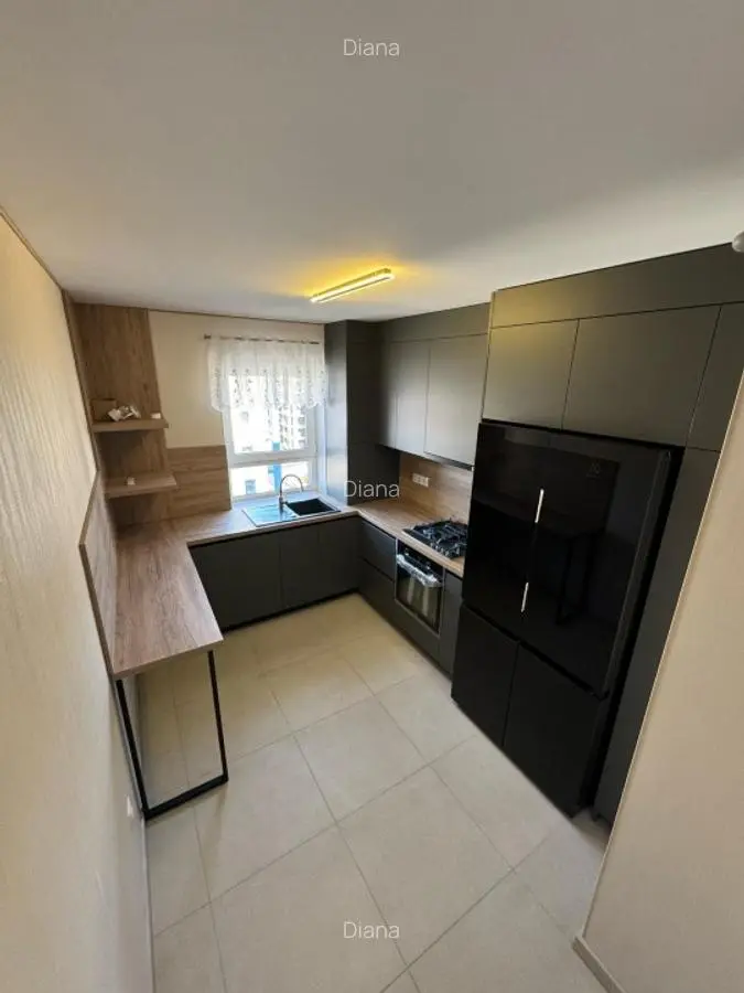 PROPRIETAR, vind ap. 3 camere, MOSAIC RESIDENSE, Tractorul