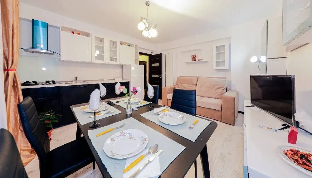 Închiriez 3 camere Militari