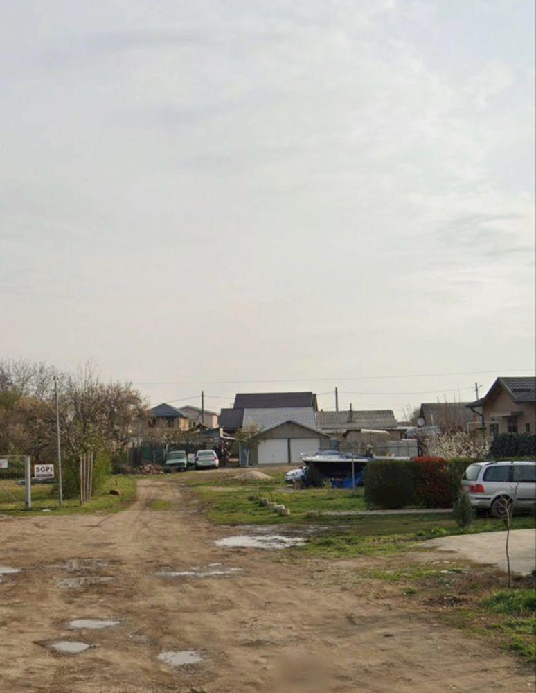 Teren central langa afterschool comuna Berceni