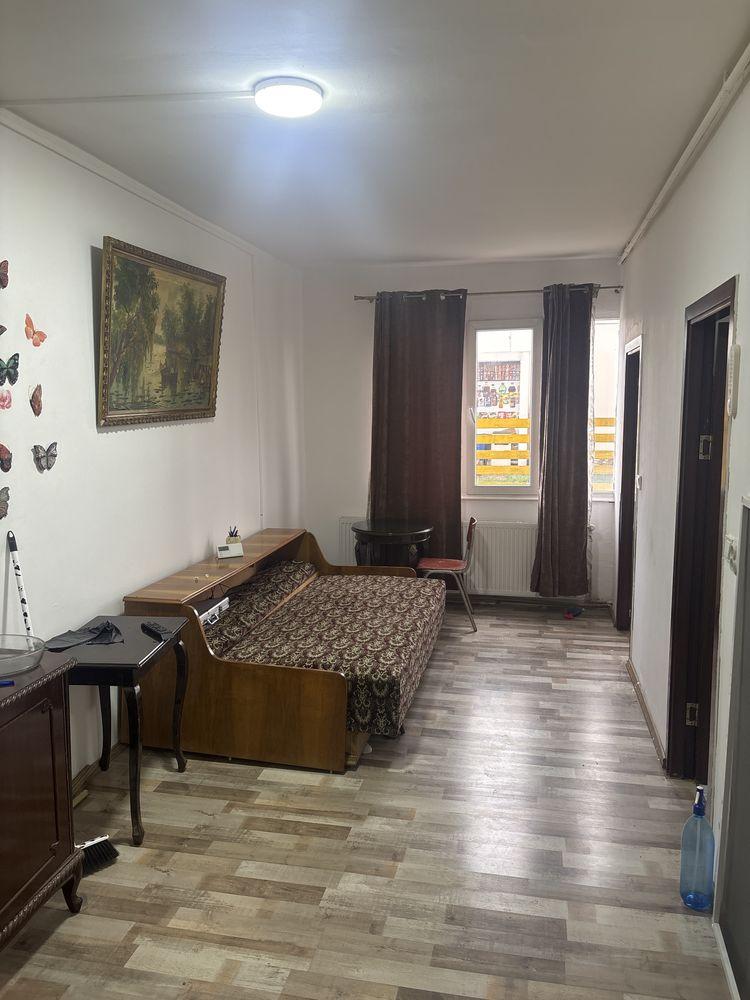 Garsoniera Popesti Leordeni