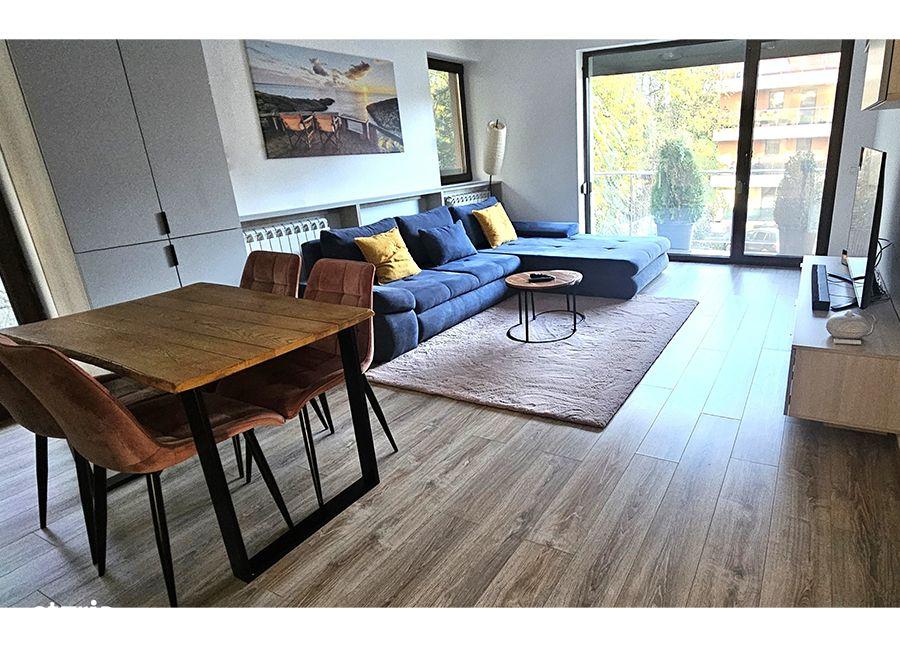 Apartament de vânzare 3 camere | ponton privat pe lacul Snagov - imagine 1
