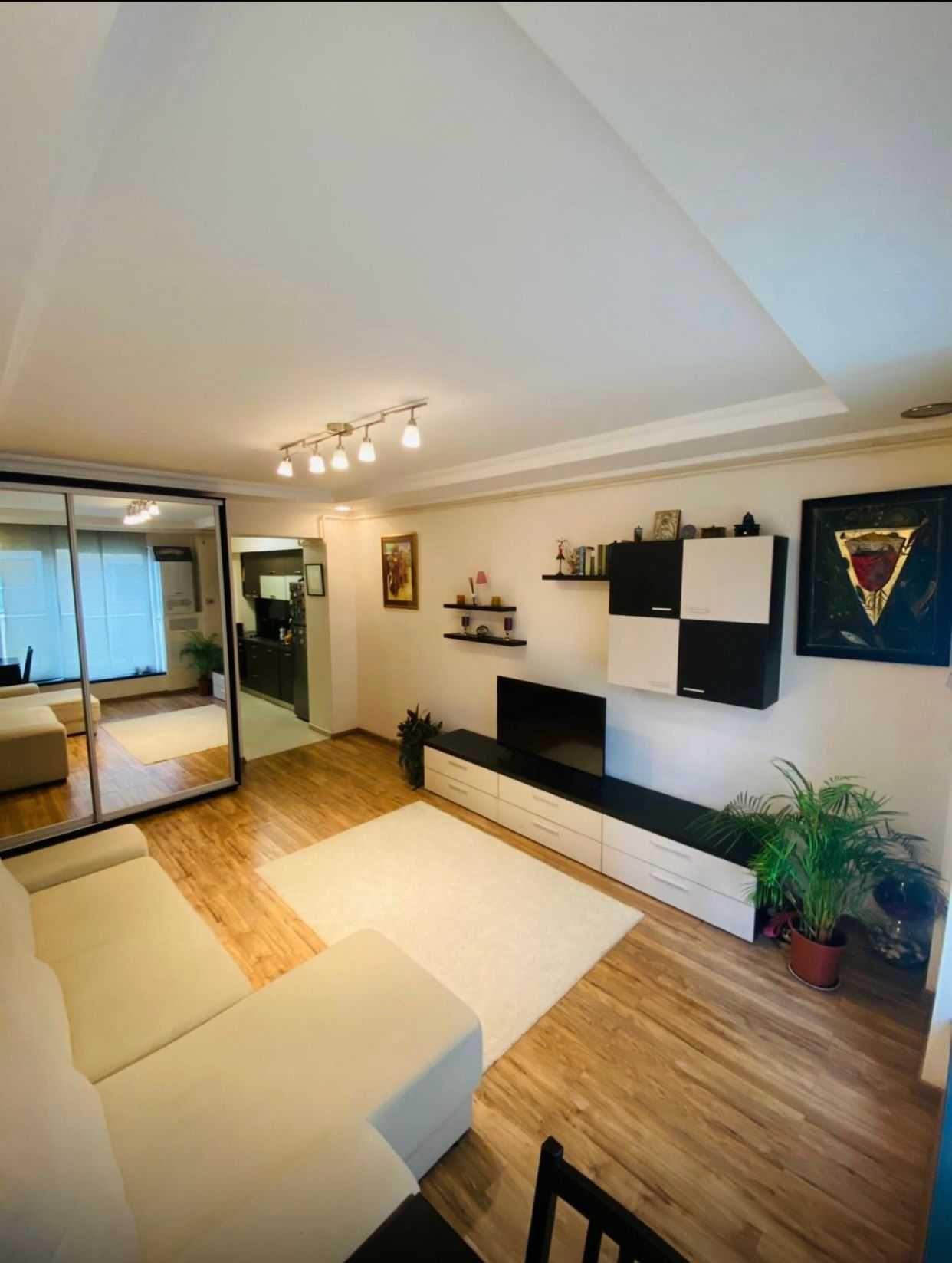 Garsonieră de închiriat – Pipera, Diamond Residence | 500 €/lună - imagine 1