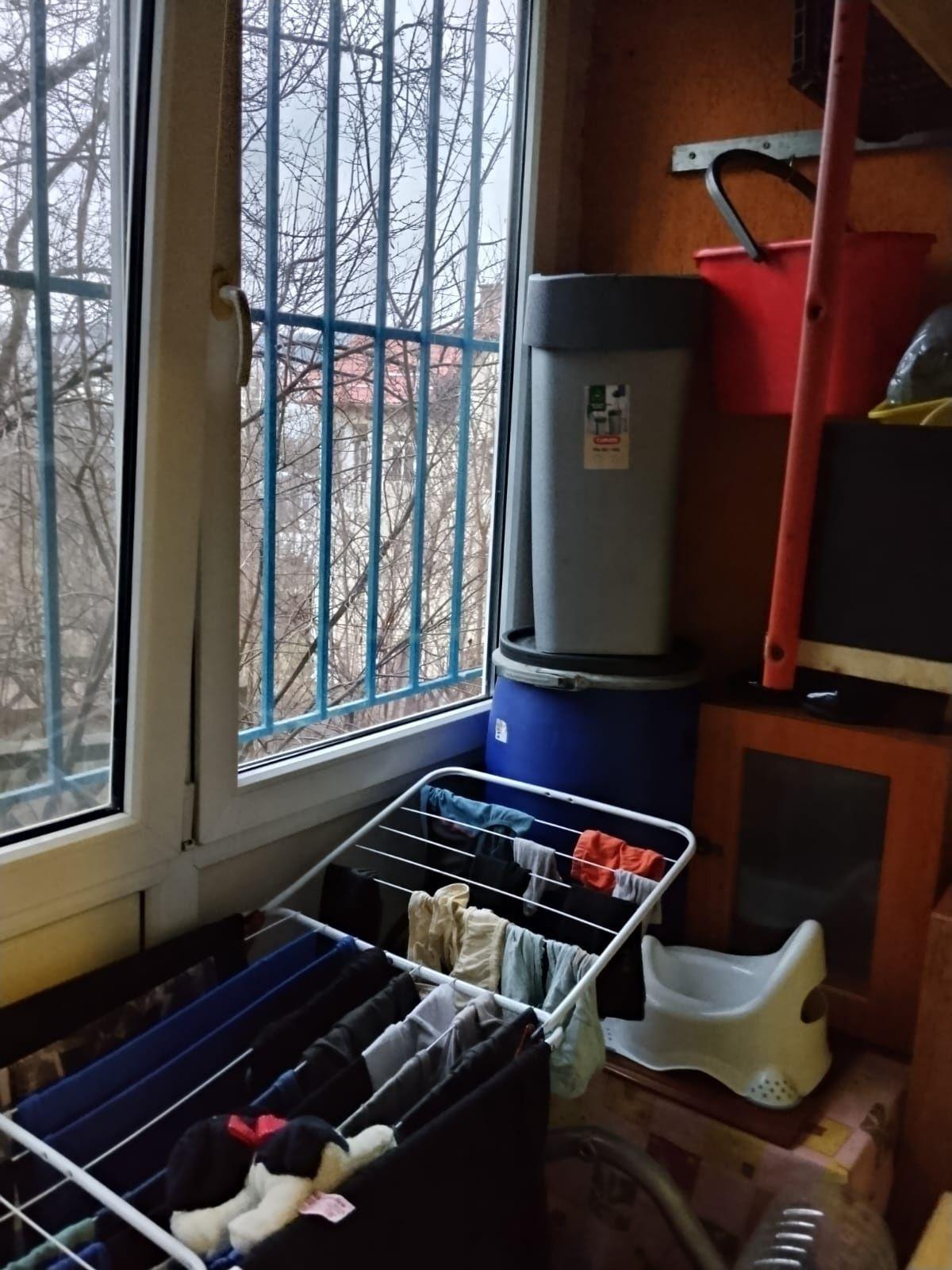 Vând apartament cu două camere în Baciu - imagine 1