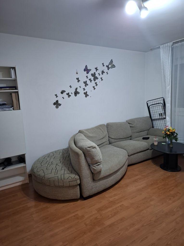 PF.Dau in chirie garsonieta conf 1,29 mp,Manastur,str Peana,etaj3,