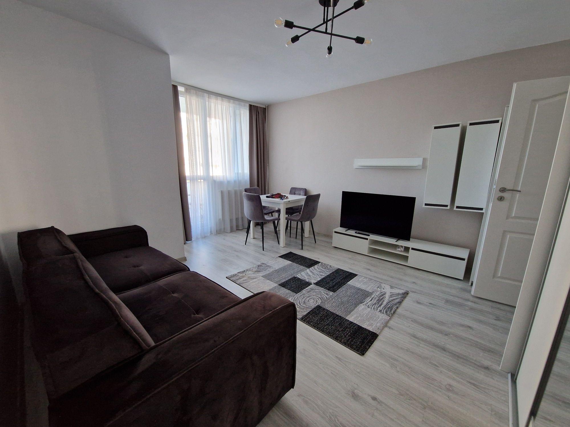 Garsoniera de inchiriat - 28 m2, et 5/10 - Detunata - Persoana Fizica