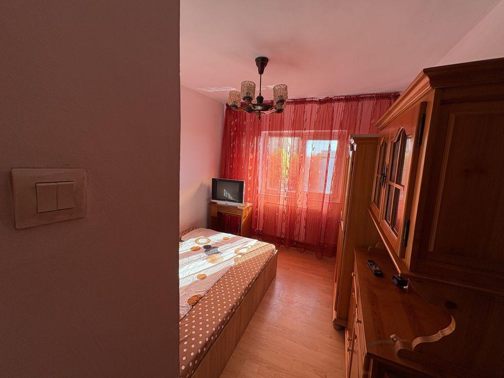 Inchiriez apartament 4 camere,etaj 4/4 craiovita noua Orizont - imagine 1