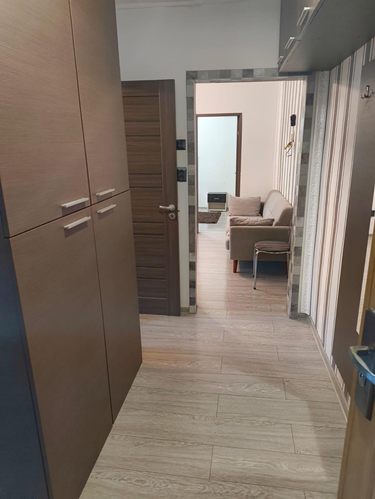 Vând apartament 2 camere