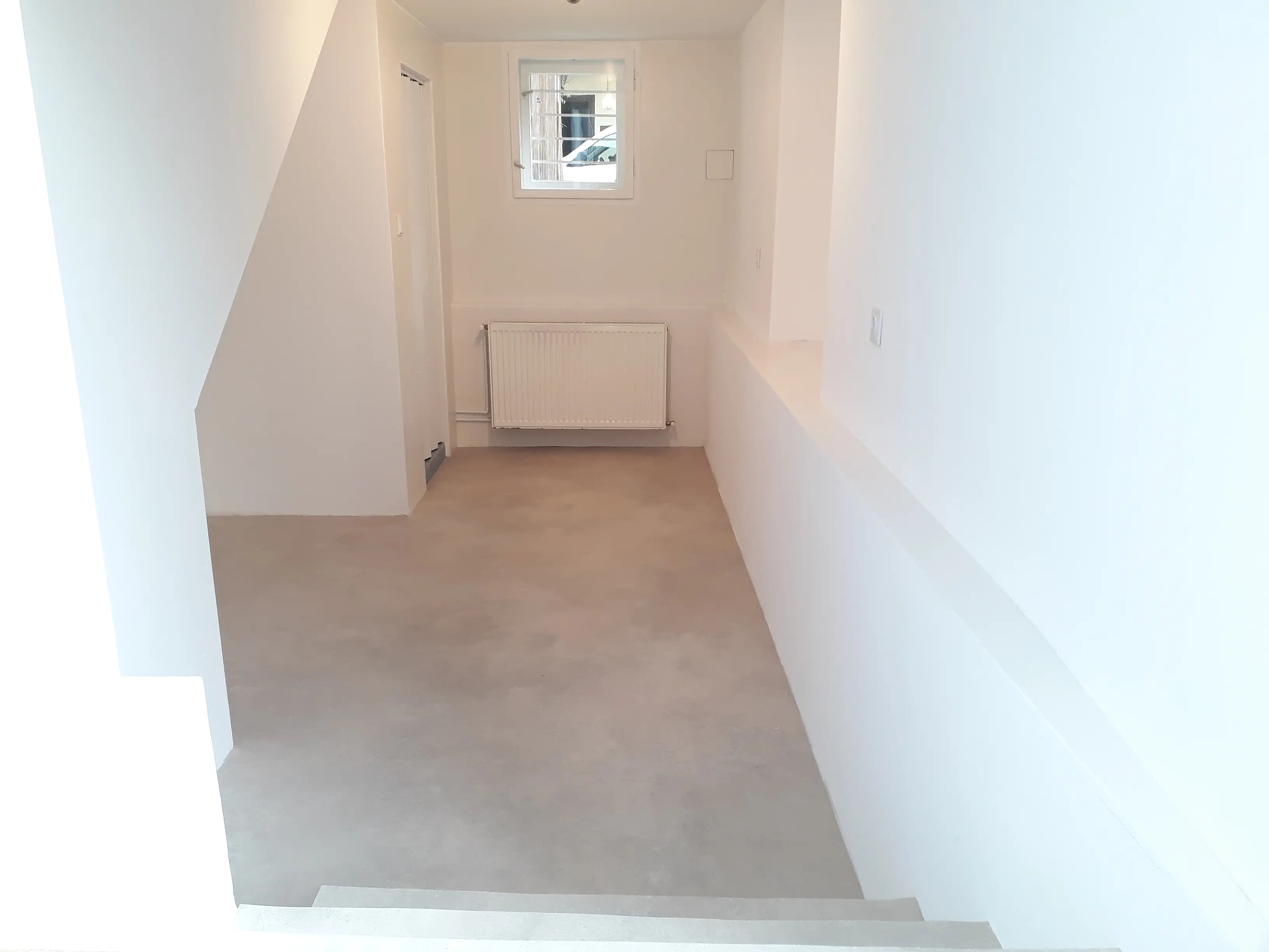 PF ofer mic spatiu de birou pt. inchiriere ultracentral in P-ta Unirii / centru Cluj-Napoca - imagine 1