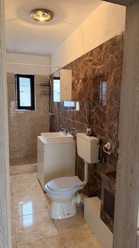 Garsoniera Moderna în Bloc Nou | Parcare Proprie, Balcon Spațios