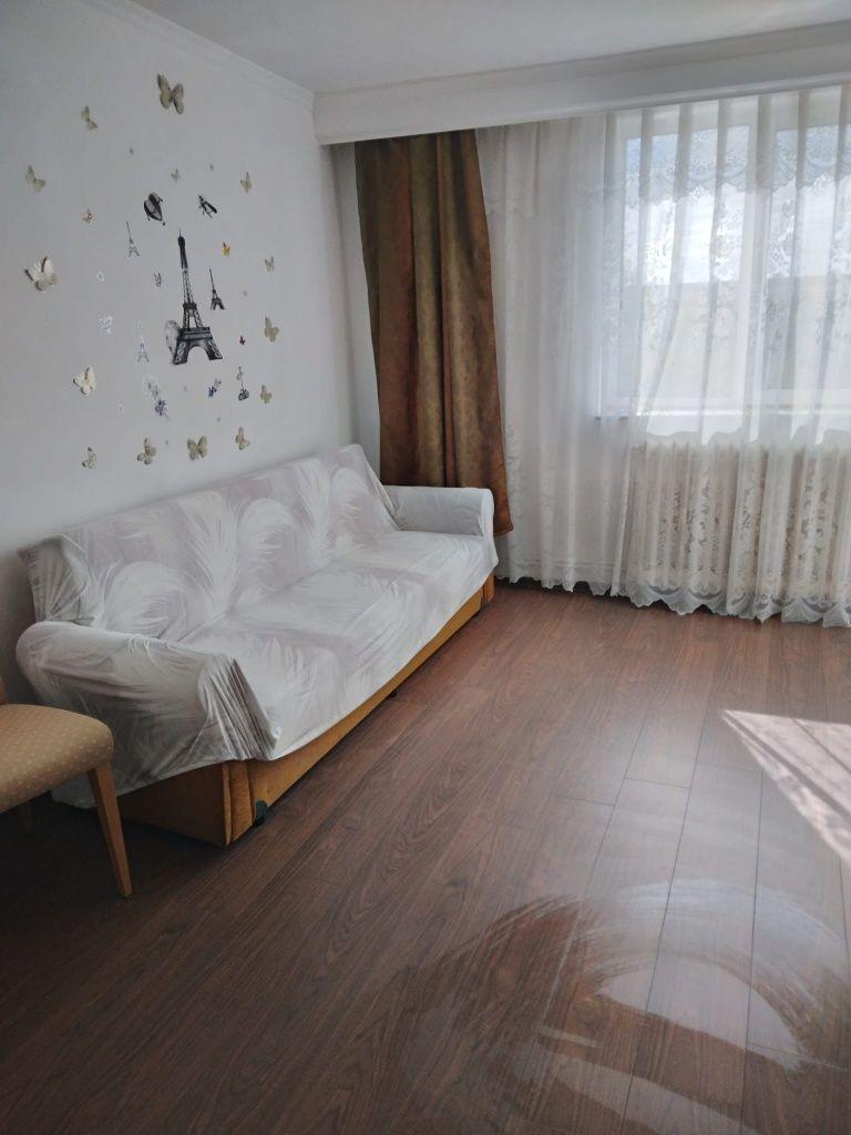 Închiriez Garsoniera  zona Raboieni