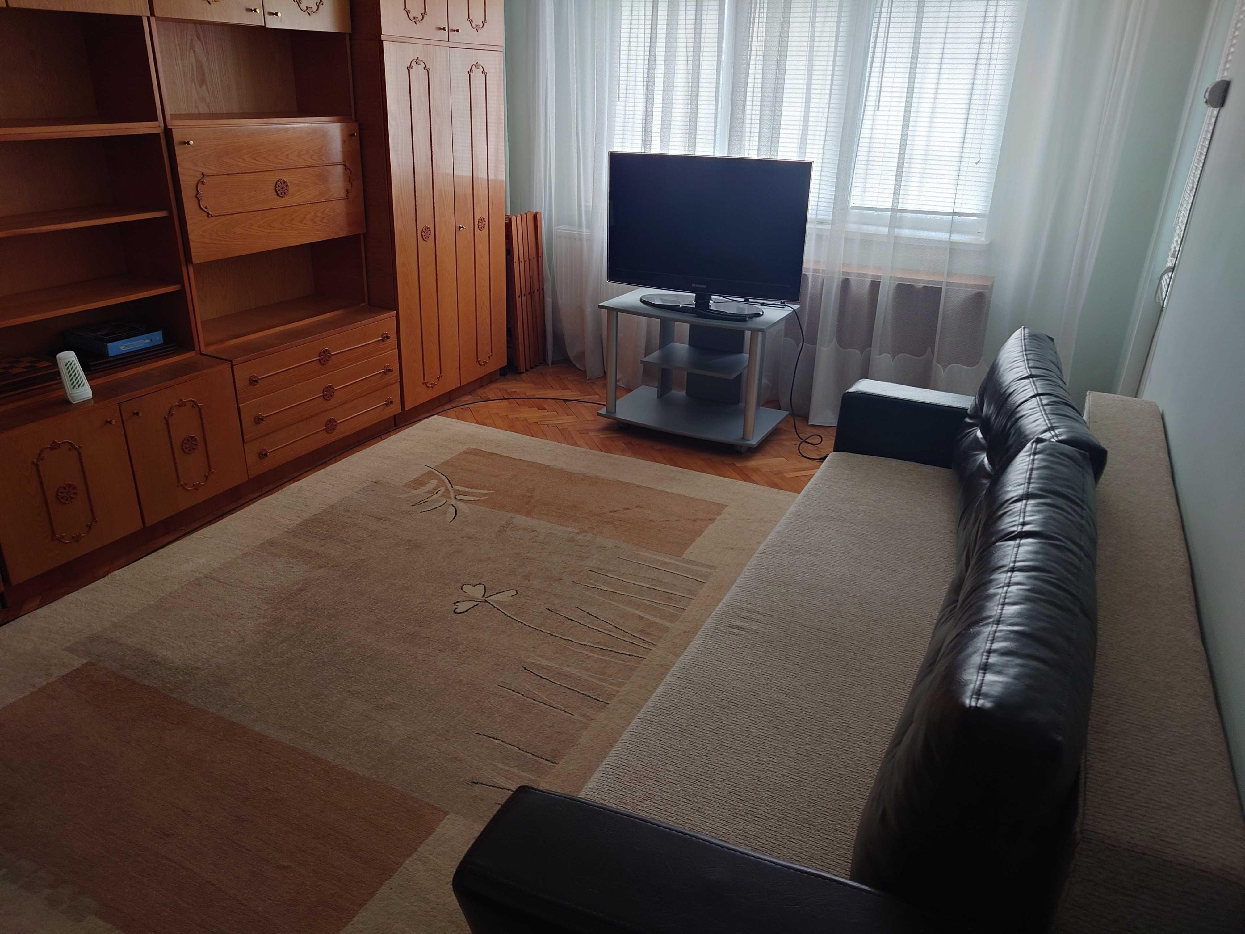 Inchiriez apartament 3 camere Pitesti