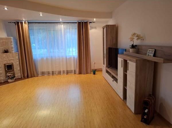 Vand casa/ schimb (cu apartament + diferenta) Pitesti, 1178 m teren - imagine 1