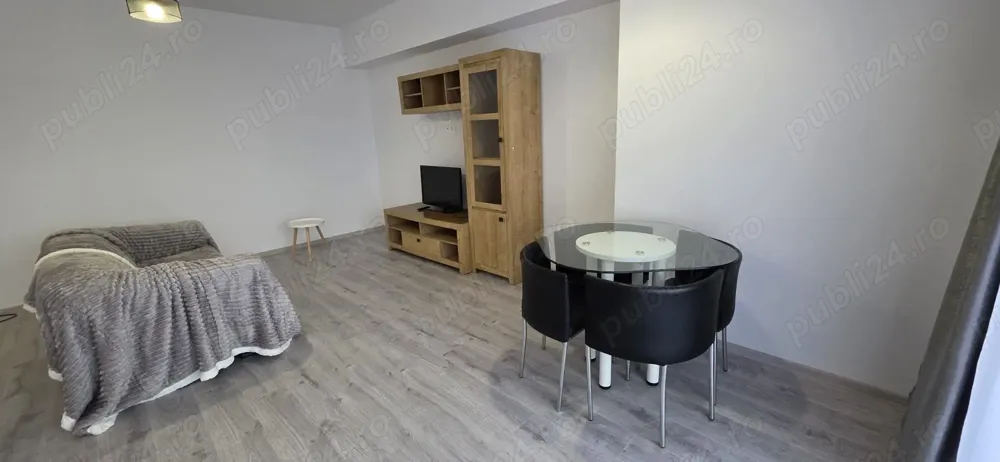 inchiriez apartament 2 camere ultracentral, bloc nou Maia, calea Craiovei, Pitesti