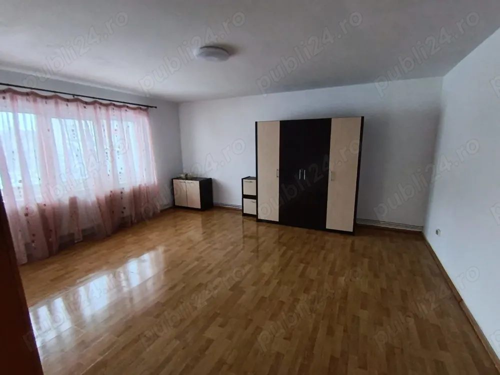 Imobil de închiriat Exercițiu   D+P+2+M,  80 mp nivel, băi pe nivel, curte, stradal - imagine 1