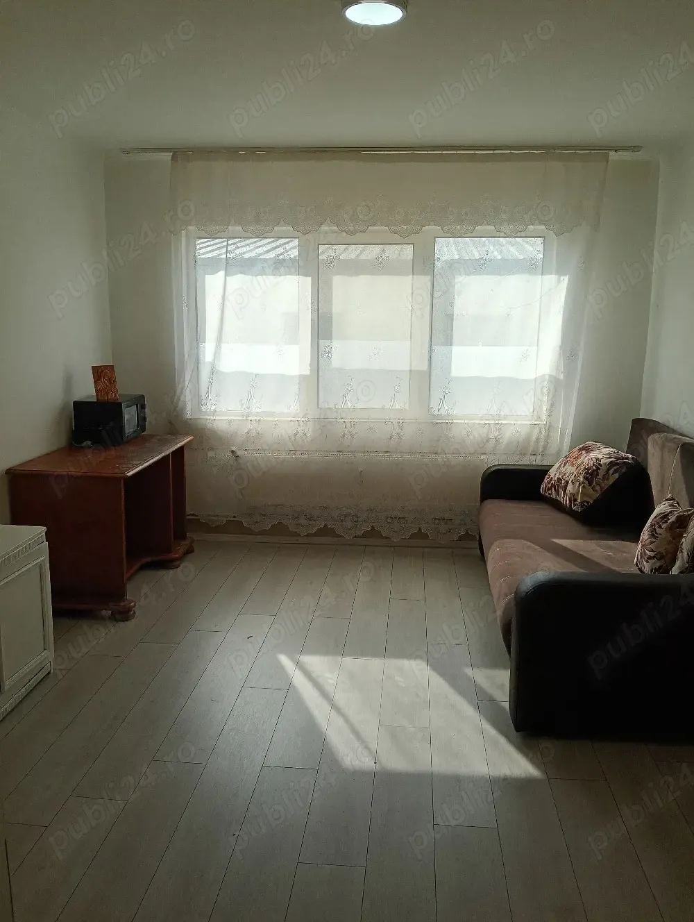 Garsoniera Pitesti etaj 1 - imagine 1