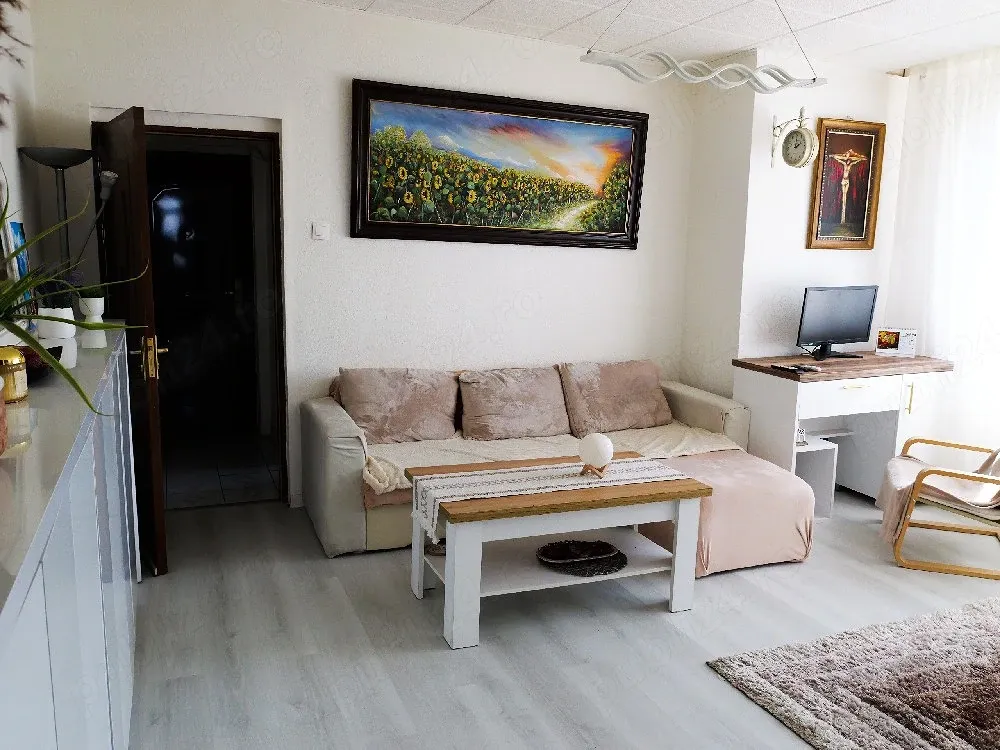 Apartament 2 camere central - imagine 1