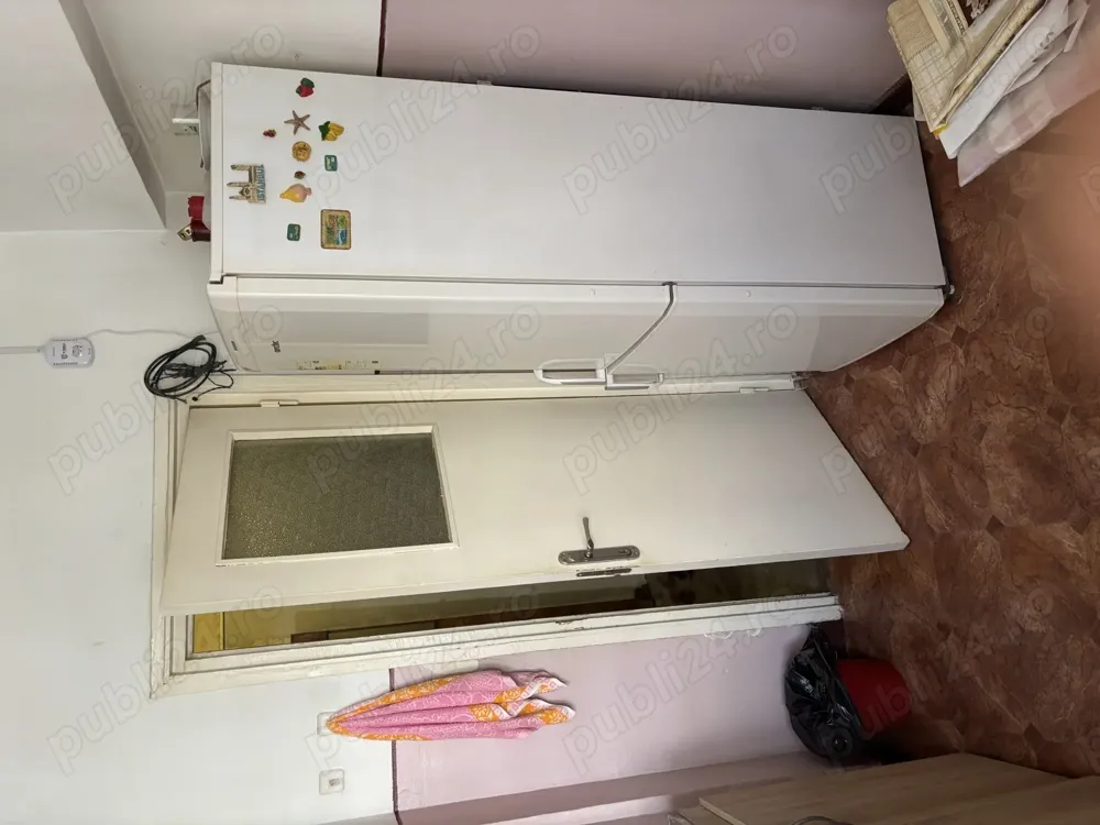 Vând apartament 3 camere Pitești - imagine 1