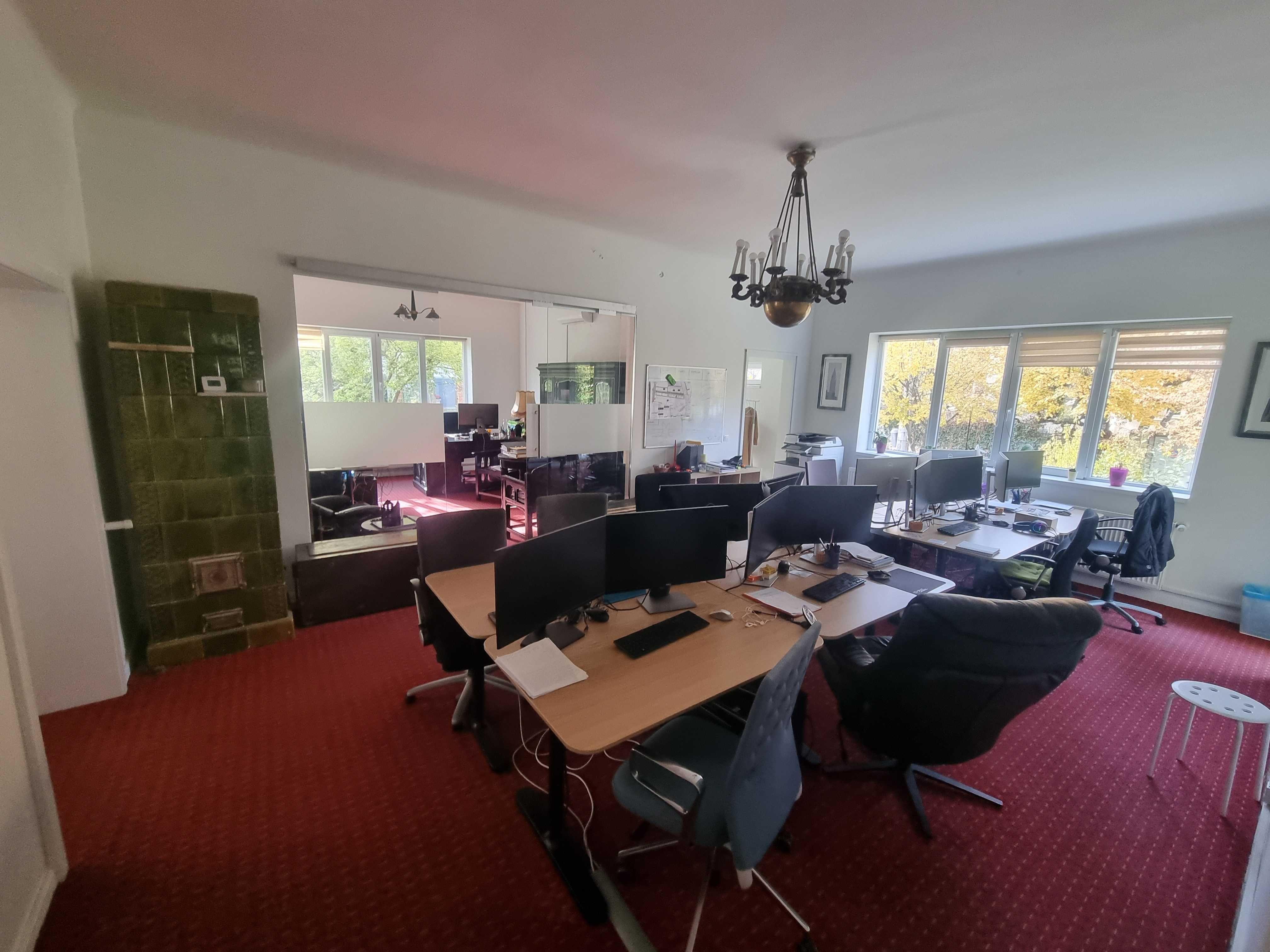 PF Inchiriez Spatiu  Andrei Muresanu